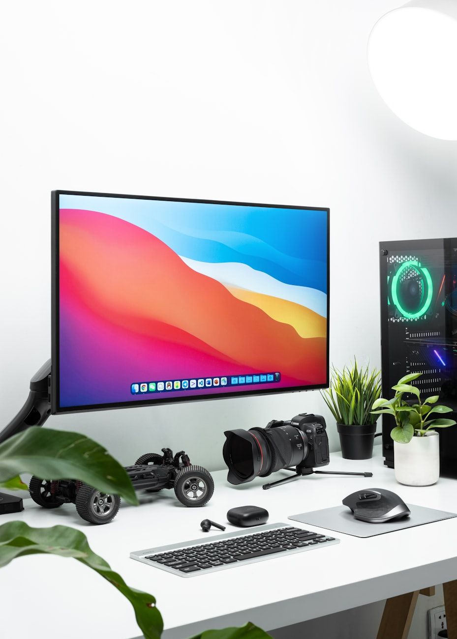 monitor de 32 polegadas, monitor 4K, monitor de cinema, substituição de TV, monitor de secretária, cinema em casa, alta clareza, resolução 4K, ecrã grande, tecnologia digital