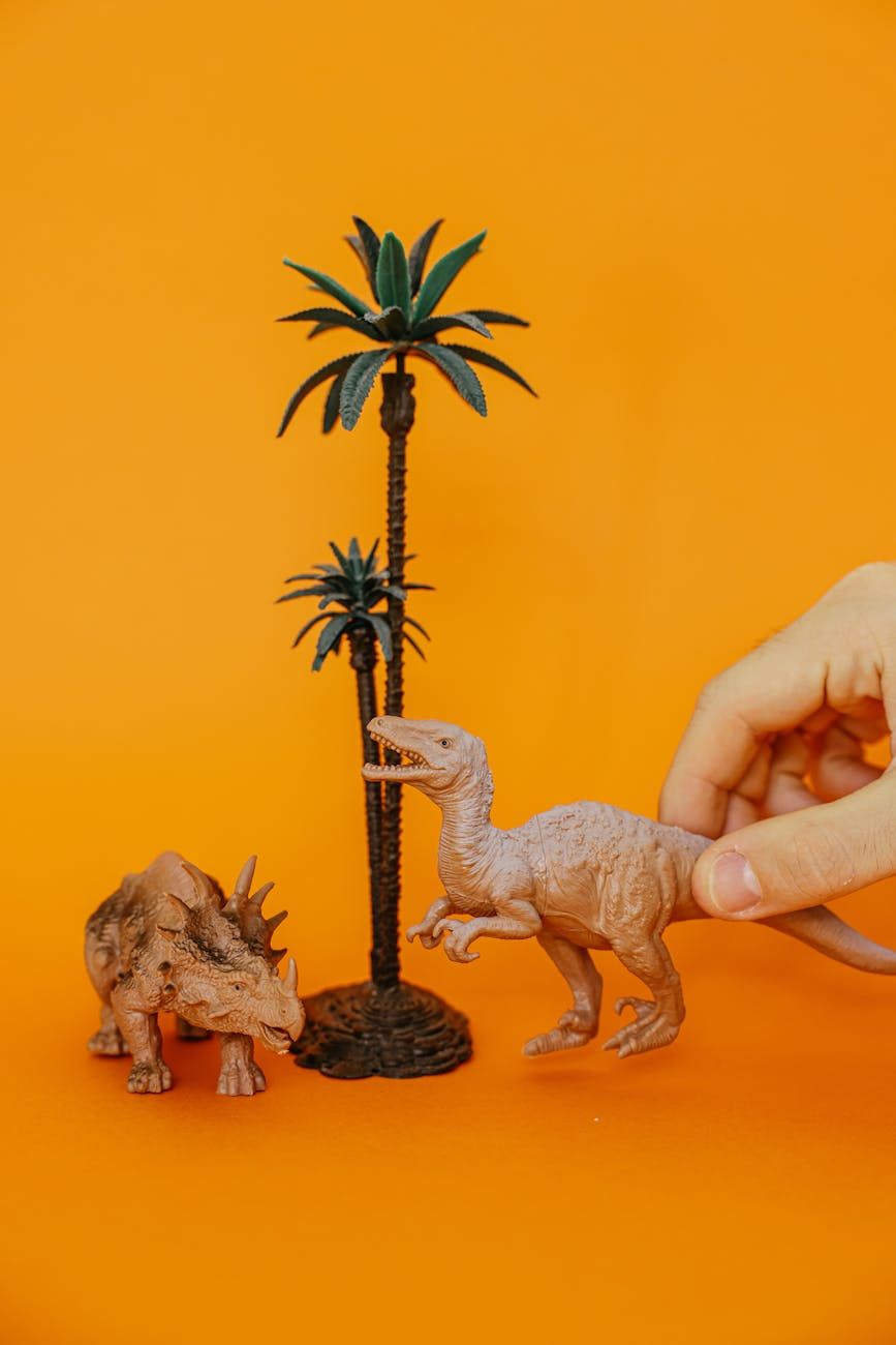 dinosaur legetøj, dinosaur-legesæt, børne dinosaur spil, jurassiske legetøjssæt, uddannelsesmæssige dinosaur legetøj, realistiske dinosaurer, legetøjsdinosaurer til børn, forhistoriske legesæt, dinosaurfigurer, kreative børnelegetøj
