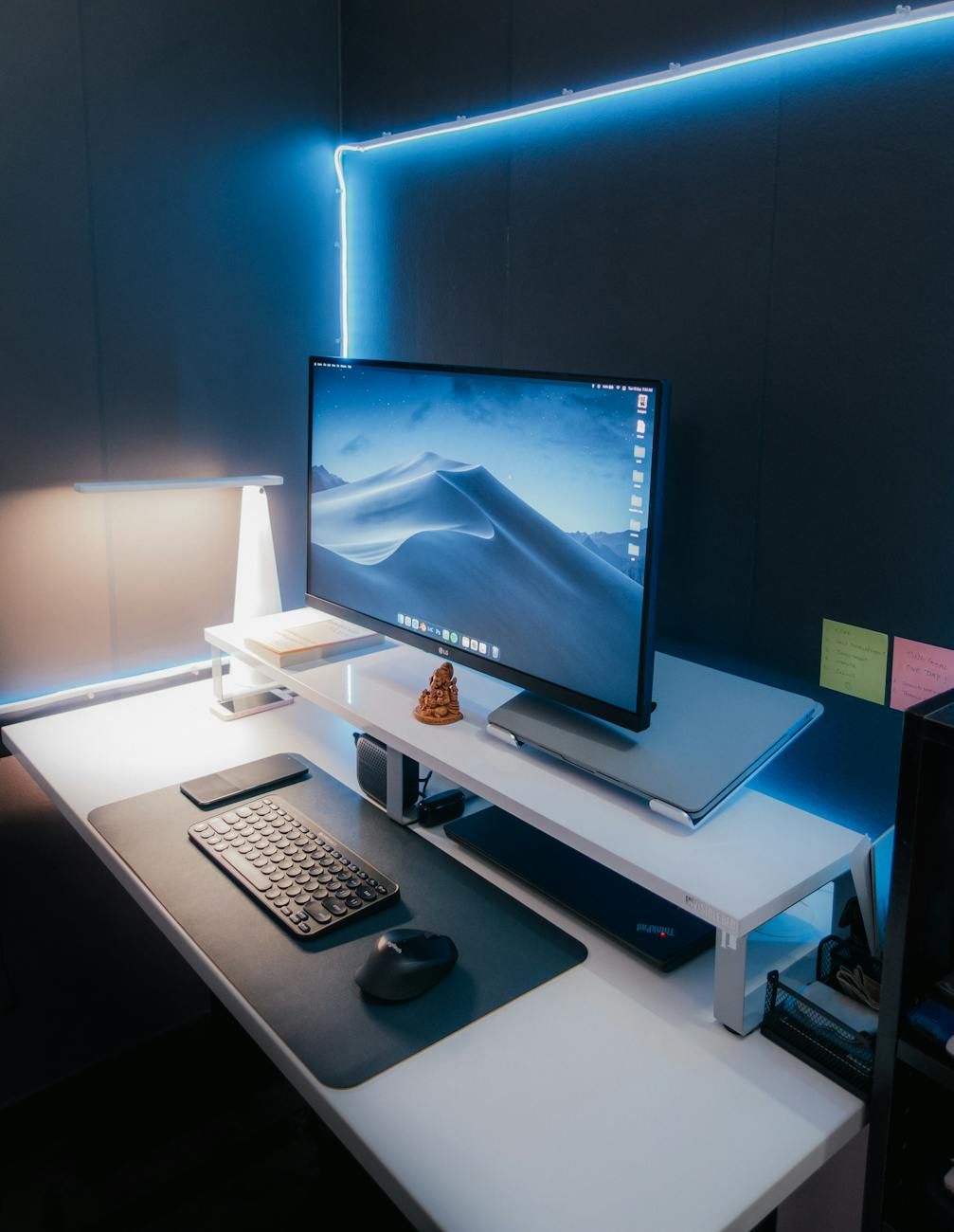 monitory komputerowe do domu, przewodnik po zakupie monitora, najlepsze monitory komputerowe, konfiguracja monitora do gier, monitor komputerowy 4K, porady na monitor do biura, częstotliwość odświeżania monitora, panel IPS kontra VA, monitor ultrapanoramiczny, monitor do biura domowego