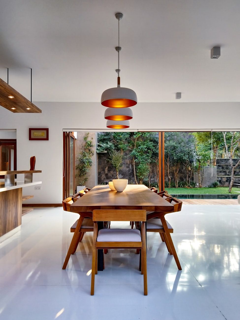 belysning, inredningsdesign, accentbelysning, arkitektonisk belysning, funktionell belysning, ljusscenarier, ljuseffekter, färgtemperatur, energieffektivitet, zonindelning