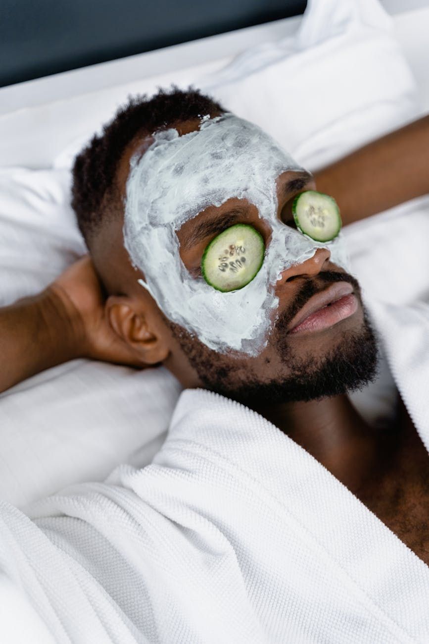 Männerhautpflege, Produkte für Männer, Hautpflege, Hautfeuchtigkeit, Hautreinigung, Anti-Aging-Pflege, Gesichtspflege, Männerpflege, gesunde Haut, Herrenkosmetik