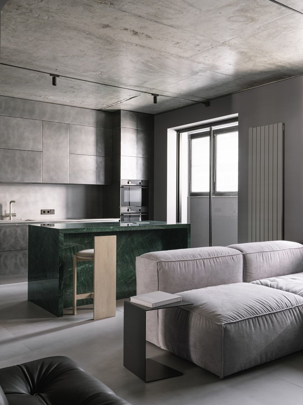 moderne hjemmedesign, funktionelt interiør, minimalistisk leve, smarte hjemmeideer, moderne dekoration, pladsbesparende løsninger, stilfulde møbler, moderne indretningstrends, hjemmeorganisation, praktisk design