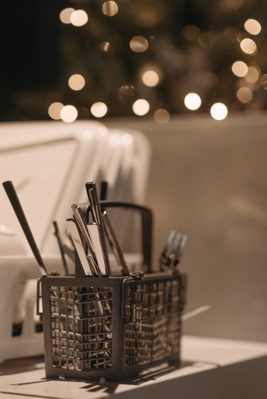 Dishwasher selection, Energy efficiency, Modern dishwasher features, Quiet dishwashers, Compact dishwashers, Smart dishwasher options, Dishwasher capacity, Maintenance tips, Eco-friendly dishwashers, Best dishwasher brands