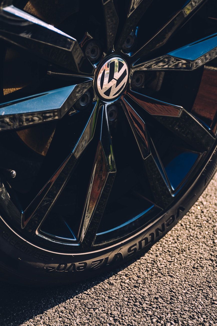 Volkswagen Tiguan 2025, nuevo Tiguan, coche 2025, características del Tiguan, innovaciones del Tiguan, Volkswagen actualizado, diseño del Tiguan, coche con innovaciones, Tiguan para conductores experimentados, SUV 2025