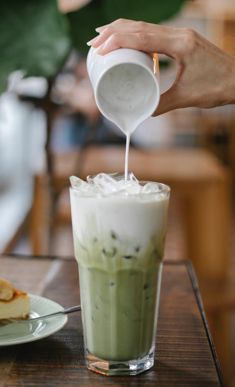 Instagram, drinkstrends, populære drinks, drinks 2025, Instagram mode, nye drinks, sociale medier, drinkstrends, bedste drinks, årets drinks