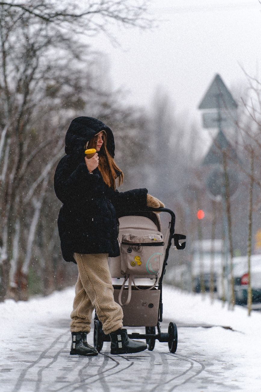barnevogn til nyfødte, bedste barnevogn 2025, bedste valg for babyer, forældres bekvemmelighed, sikker barnevogn, barnevognsvurdering, barnevogn innovationer, baby komfort, barnevogn med forbedrede funktioner, populær barnevogn