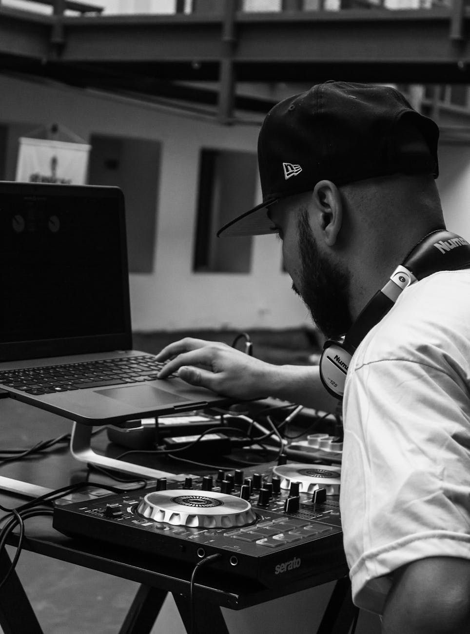 DJ controllers 2025, best DJ controllers, DJ equipment, choosing a DJ controller, music technology, DJ gear, music innovations, top controllers, beginner DJ, professional DJ tools