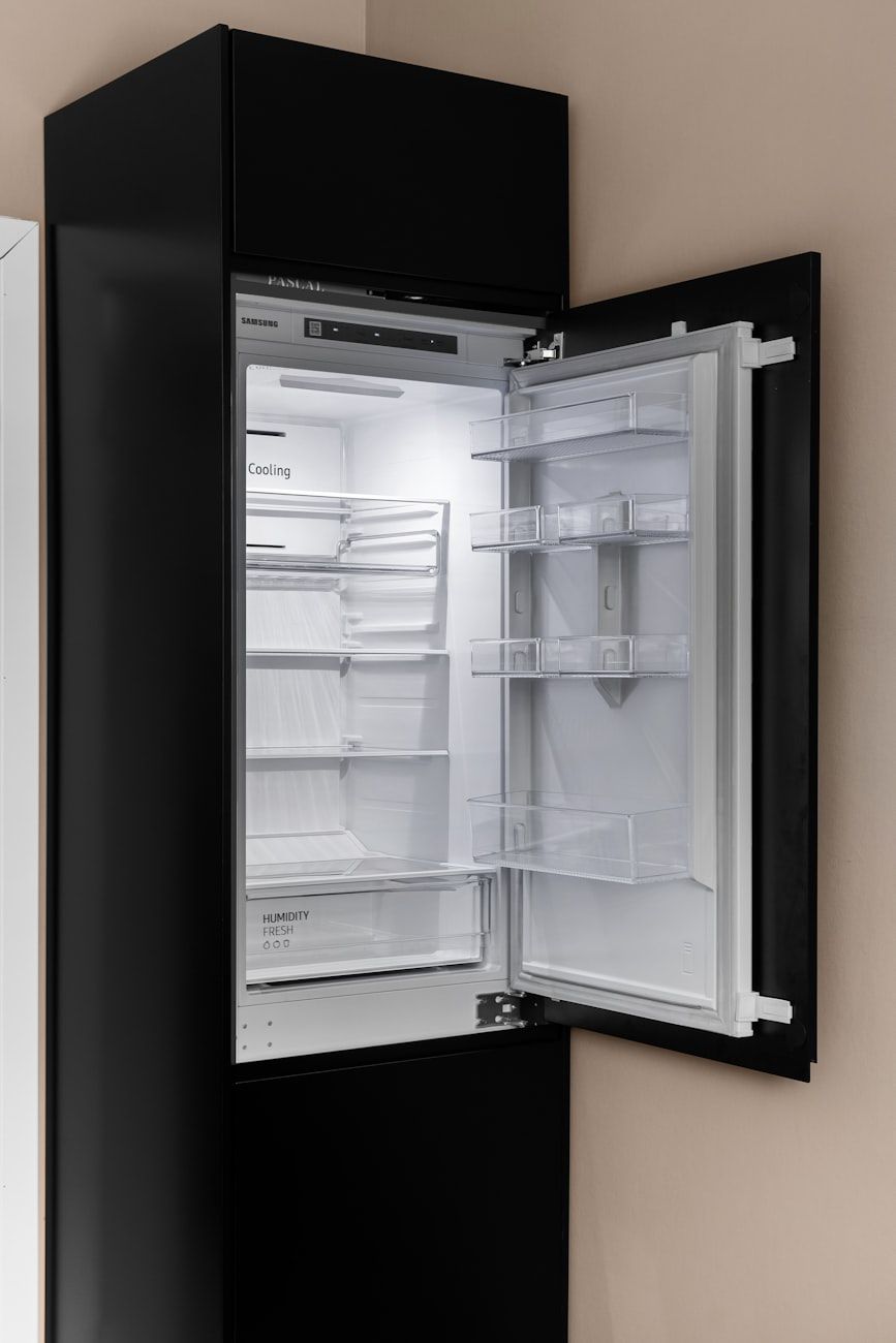 frigoríficos 2025, melhores frigoríficos, top 5 frigoríficos, frigoríficos energeticamente eficientes, arrefecimento poderoso, frigoríficos estilosos, frigoríficos modernos, análises de frigoríficos, frigoríficos inteligentes, eletrodomésticos de cozinha