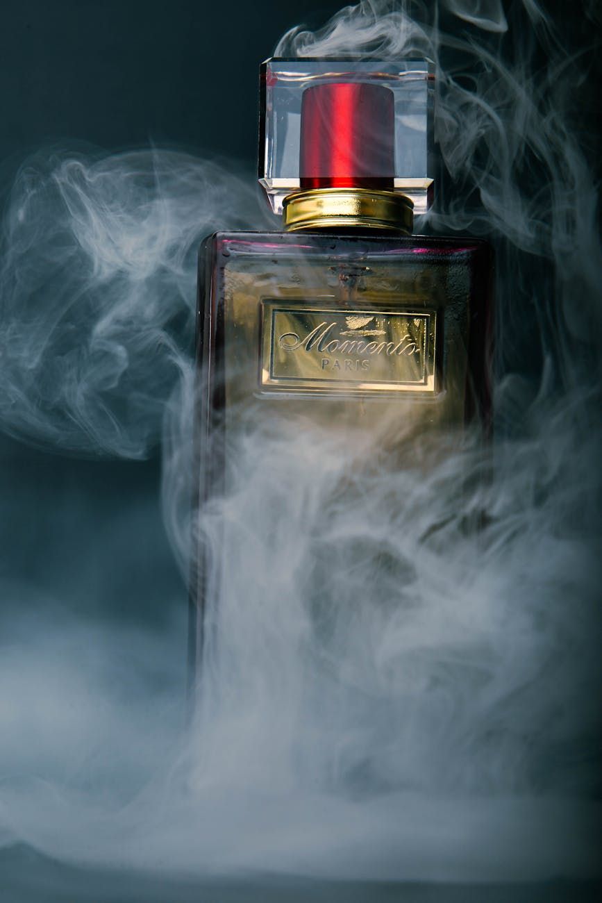 Unisex-Moschusdüfte, Moschusduft-Trend, geschlechtsneutrale Parfums, Nischen-Moschusdüfte, sauberer Moschusduft, langanhaltendes Moschusparfum, moderner Unisex-Duft, weicher Hautmoschus, minimalistische Parfums, beste Moschusparfums