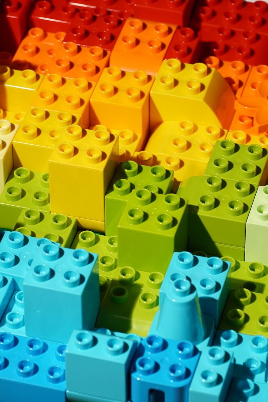 byggeklodser, lego til voksne, afslapning, stressreduktion, kreativ hobby, meditation, nostalgi, taktil terapi, voksne legogrupper, mindfulness