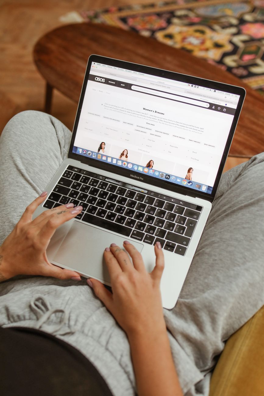 online tracking, website tracking, cookies, digitale voetafdruk, browsegegevens, trackingpixels, gerichte advertenties, gebruikersprofilering, online privacy, derde partij-trackers